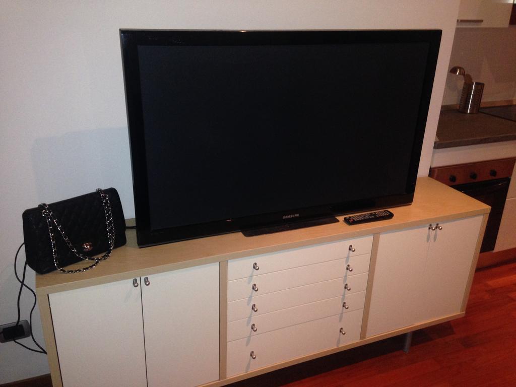 Antonella'S House Apartment Бресо Стая снимка